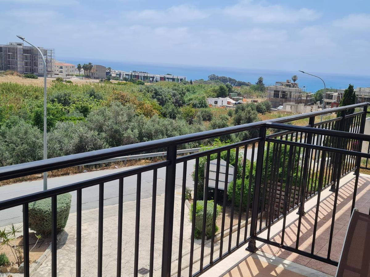 Eden Heights Sea View Apartment 203 - By Imh Travel & Tours Пафос Экстерьер фото